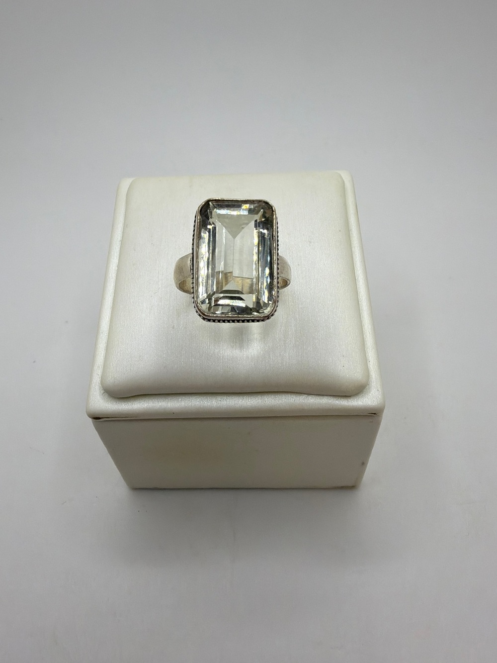 Stunning‎ 17x11mm emerald cut PRASIOLITE solitaire ring in sterling silver!